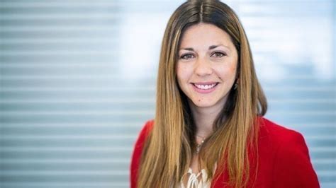 Εγκρίθηκε, με απόφαση που υπέγραψε η υφυπουργός παιδείας σοφία ζαχαράκη, η λειτουργία ολιγομελών τμημάτων ομάδων μαθημάτων. Προτεραιοτητα η δημιουργια οσο το δυνατον πιο ευνοϊκων συνθηκων για τους μαθητες της Γ' Λυκειου