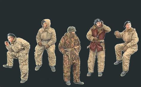 Miniart Military Models 135 British Tank Crew Winter Uniform Kit