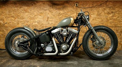Ce big twin carbu de bad boy peint par daddygraph attend en tout cas de trouver un nouveau proprié… Softail bobber by Atari-san Kustom Chopper Works | Softail ...