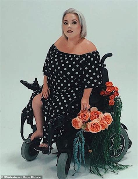 Disabled Musician Found The Man Of Her Dreams On Tinder Daily Mail Online