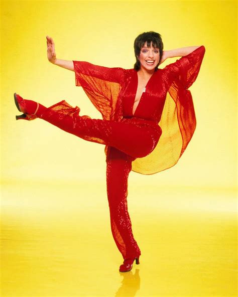 Liza Minnelli In Red Outfit High Kick Studio Photo Shoot 8x10 Photo