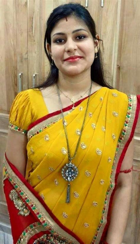 Pin By Bharat Hindusthani On Desi Bhabi India Beauty Women Glamour Clothing 10 Most
