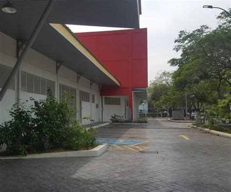 Tun aminah (johor) c13, terminal bas & teksi, taman ungku tun aminah 81300 skudai johor. TERMINAL BAS SEKSYEN 17 - Visage Architect