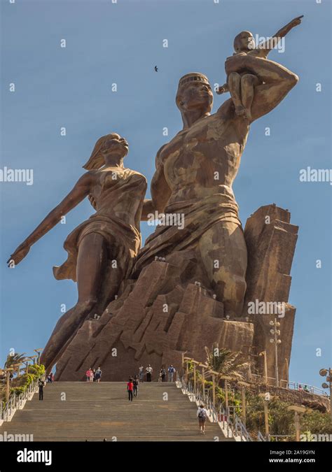 Monument Statue Dakar Senegal Hi Res Stock Photography And Images Alamy