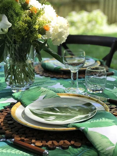 Our wide selection of disposable table covers makes it easy to create beautiful table settings for any event. Tropical table setting