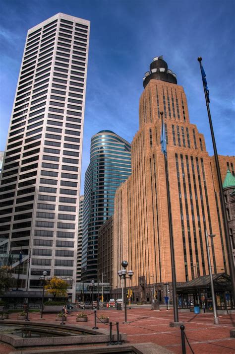 The Centurylink Building In Minneapolis Building Skyscraper Cool