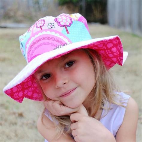 Little Girls Sun Hat Wide Brimmed Uv Protection Hot Pink Flowers