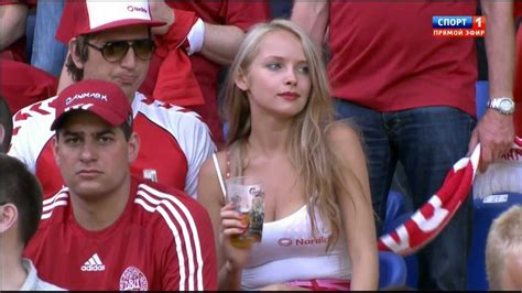 Fanchants danmark fans songs apk son sürüm indir için pc windows ve android (2.1.2). Sexy danish fan girl Euro-2012 - YouTube