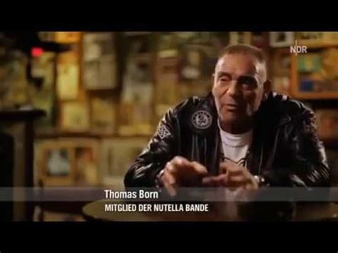 Tommy karate ретвитнул(а) wcw deep cuts. Schüsse auf der Reeperbahn - Karate Tommy erinnert sich ...