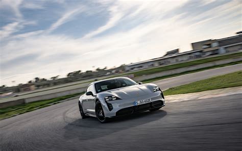 Eerste Review Porsche Taycan Gts 2021