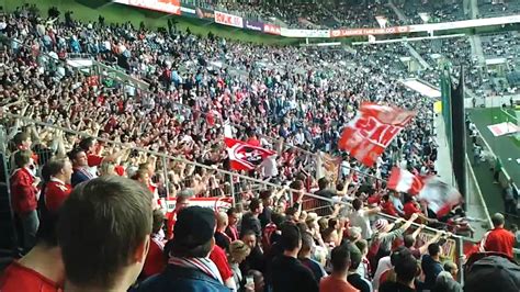 Auf der anderen seite stürmten nach dem schlusspfiff einige kölner anhänger, in maleranzüge gehüllt und maskiert, den platz. Gladbach - Köln 10.04.2011 Wir kriegen euch alle! - YouTube
