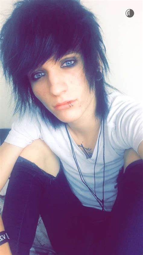 Ahhh Itz Johnnie 🖤 Ahh Its Johnnie In 2019 Emo Boy Hair Emo Guys