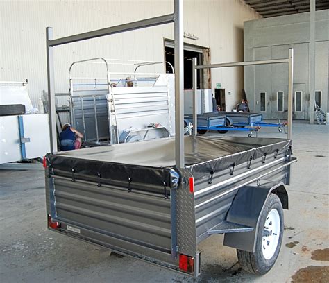 Tonneau Top 3 Pbl Trailers And Horse Floats