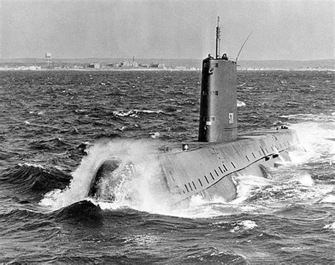 21 janvier 1954 lancement du premier sous marin nucléaire