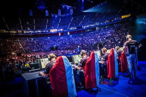 eSports: What's The Difference Between Gamers and Athletes? - WholesGame