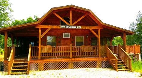 Located in ne iowa, iowa cabin rentals offers wonderful vacation rentals in the beautiful bluffs of the mississippi river valley in allamakee county. Fox Den Iowa Cabin Rental | Romantic cabin, Cabin, Cabin plans