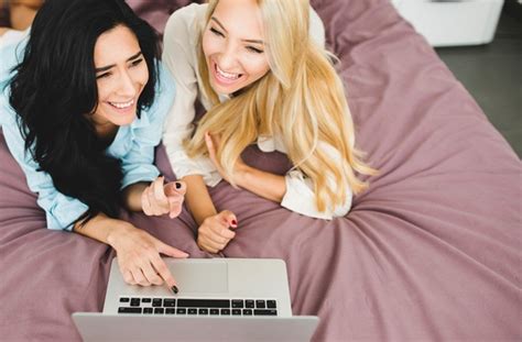 This is a fantastic game to play with friends if you are getting bored. Netflix shows to stream with your BFF | Well+Good