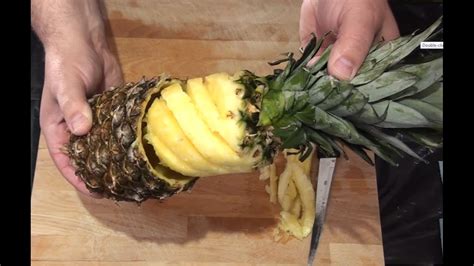 How To Slice A Pineapple Youtube