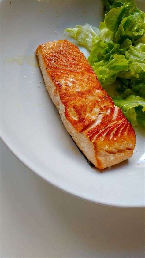 Pave De Saumon A La Poele