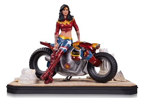 Exclusive First In Depth Look At Wonder Woman Statues For Summer 2017