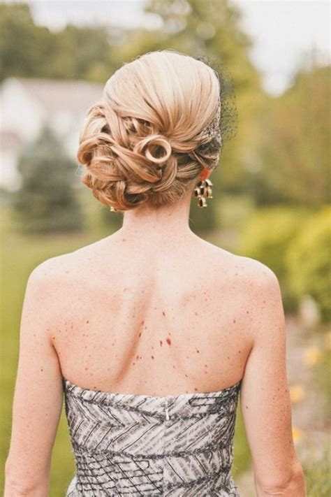 20 Strikingly Gorgeous Side Updo Wedding Hairstyles Weddingomania
