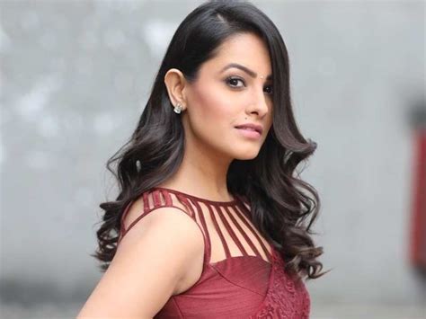 Anita hassanandani, who has been in the industry talks for over 16 years, talks about battling failure and depression in her career. Anita Hassanandani feels Indian film industry doesn't value TV stars - Times of India