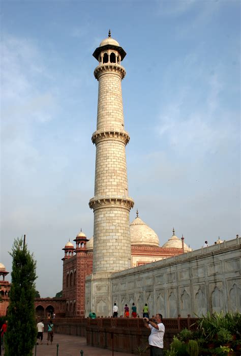 Datoteka Taj Mahal Minaret 1  Wikipedija