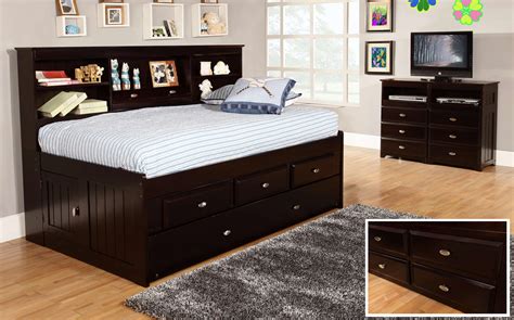 And, admittedly, i needed more space in case we have guests that need a place to stay or just a place to relax that's. Discovery World Furniture Espresso Twin Captain Day Beds ...