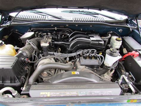 2005 Ford Explorer Xls 4x4 40 Liter Sohc 12 Valve V6 Engine Photo