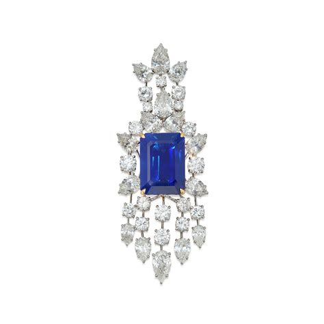 Sapphire And Diamond Pendant Necklace The International Connoisseur