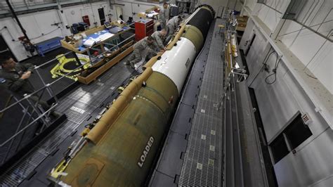 Lockheed Martin Nets 1bn Deal For New Us Icbm Re Entry Vehicle