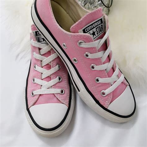 Pink Converse Low Tops Size 1 Excellent Used Condition Converse Low