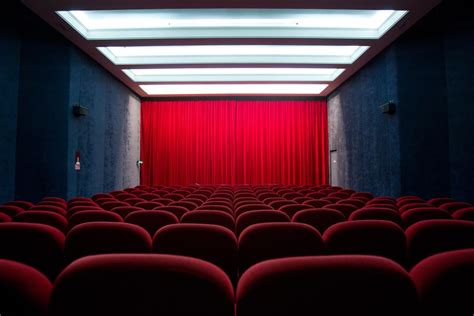 Man Dies After Getting Head Trapped In Reclining Movie