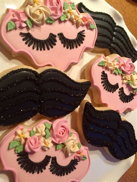 Lashes And Staches For Gender Reveal Shower Gender Reveal Cake