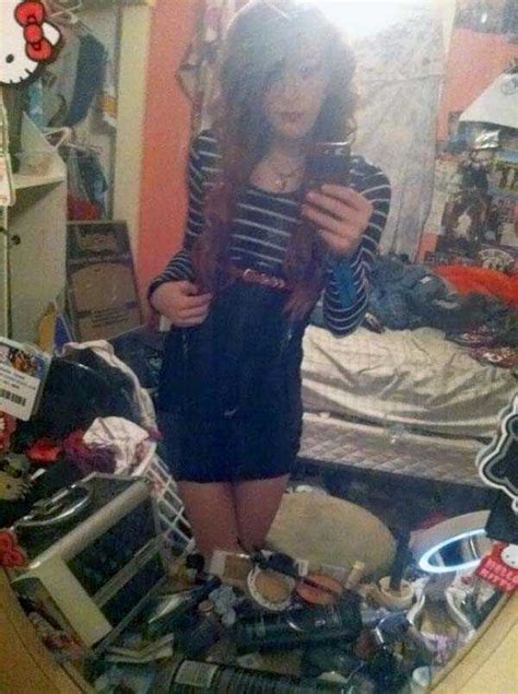 Hot Girls Always Have Messy Rooms Photos KLYKER COM