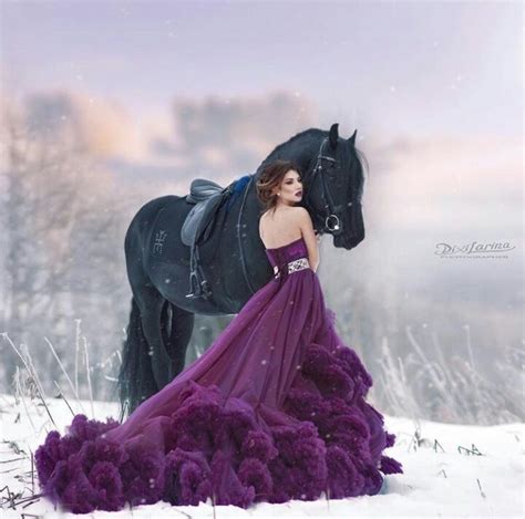 Horse Dressing Gown Ladies Dresse