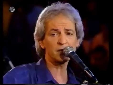 He is considered to be the father of israeli rock and one of the most important artists of that area. ‫שלום חנוך "מישהו הפסיק את הזרם" - מביאה הכל (הטלויזיה ...