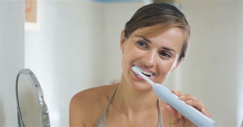 The 3 Best Electric Toothbrushes For Sensitive Teeth