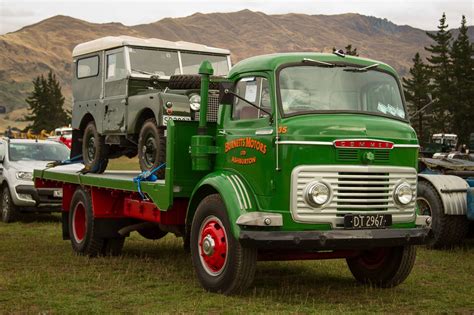 Pin By Richard On Commer Qx Ts3 Old Lorries Classic Trucks Old Trucks