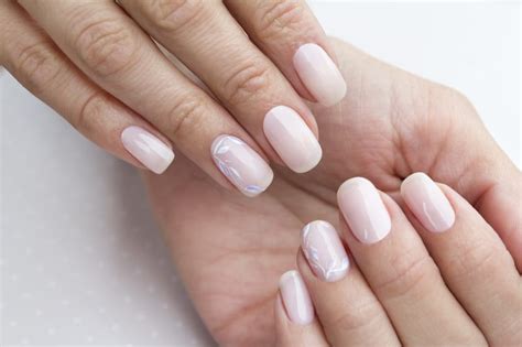 17 Gorgeous Nude Nail Designs To Try In 2022