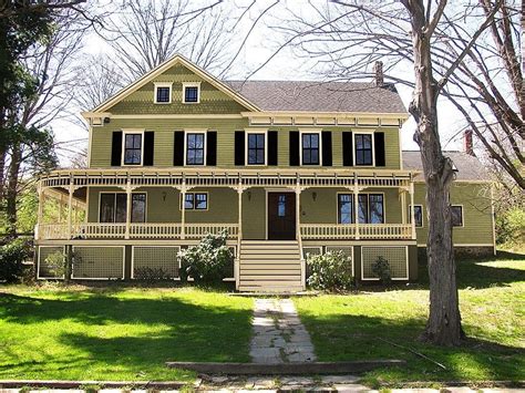 Typically, victorian house paint colors rely on no fewer than three shades of paint. Improve Curb Appeal - Before & After photos