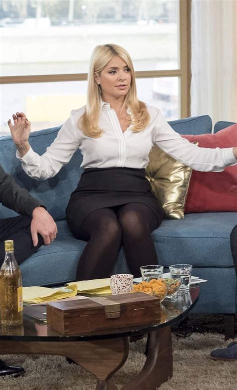 Holly Willoughby Style Holly Willoughby Outfits Black Pantyhose Black Tights Nylons Curvy