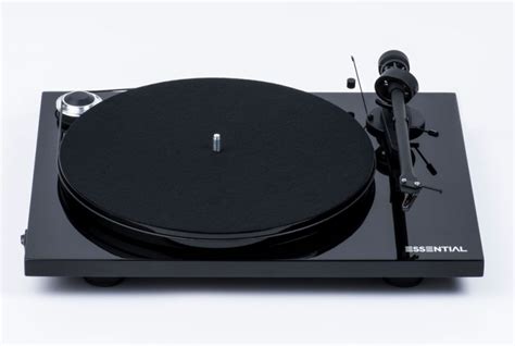 Pro Ject Essential Iii Turntable