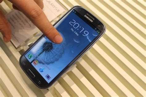4g, 720 x 1600 px, octa core, 6000 mah battery with fast charging , 4 gb ram. Samsung Galaxy S3 Release Date In India Revealed; Priced ...