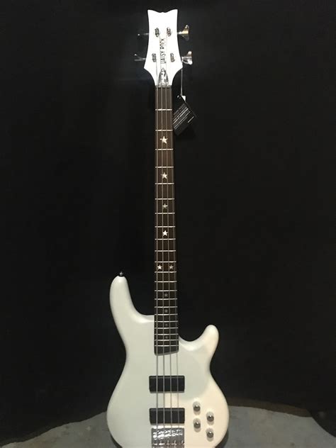 Daisy Rock Dr6774 Candy Bass Pearl White The Bass Emporium Reverb