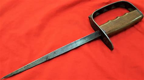 Sold Price Ww1 Us 1917 Trench Knuckle Knife By Landers Frary And Co