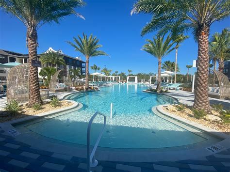 Waterside 3 Gettle Pools Sarasota Pool Builder Spa And Fountain Design