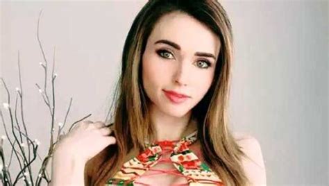 My name is amouranth and i love being myself (crazy, weird, a bit cringe) and making art! Amouranth Net Worth, Age, Family, Boyfriend, Wiki ...