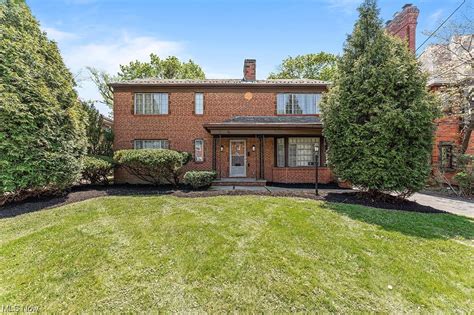 19014 Winslow Rd Shaker Heights Oh 44122 Mls 4457731 Redfin