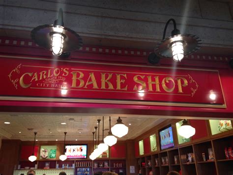 The Pastry Chef's Baking: Bakery Review: Carlo's Bakery ...